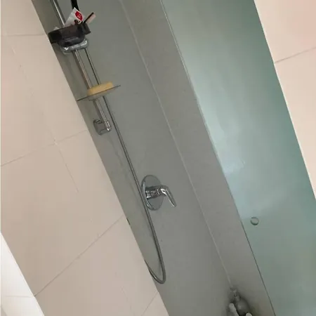 Accogliente Stanza Privata Con Bagno In Zona Duomo, 홈스테이 밀라노